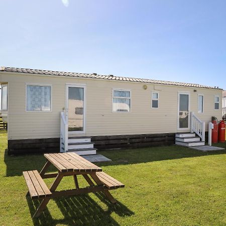 Trewan Chalet Holyhead Exteriör bild
